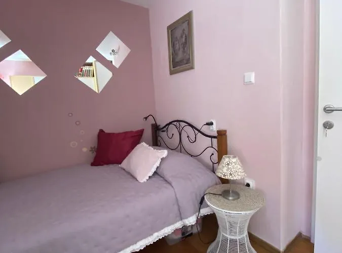 Cosy In The Center Of Σπλιτ